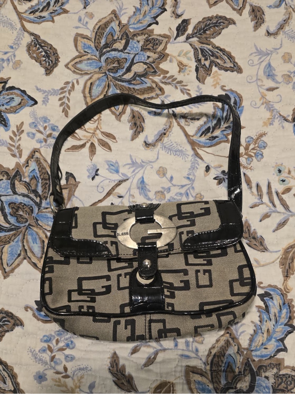 Vintage Guess Black Trim Beige Monogram Shoulder Bag